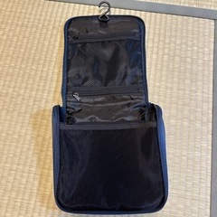 メルセデスベンツ限定品　トラベルポーチの画像