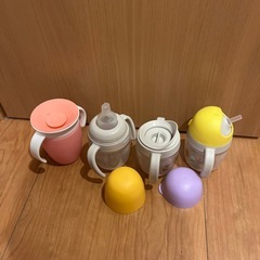 赤ちゃん　コップいろいろ