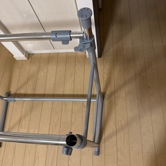 ハンガーラックの画像