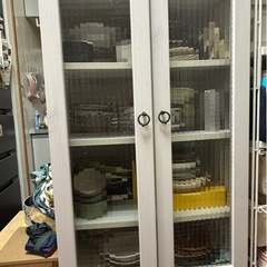 【6月中旬頃引き渡し可能】食器棚　白
