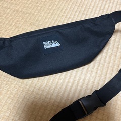 FIRST DOWN」 ウエストバッグの画像
