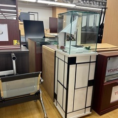 什器 展示台 ショーケース 店舗 の画像