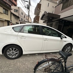 トヨタ　プリウス　2012
