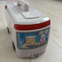 ぽぽちゃん　救急車　おしゃべり