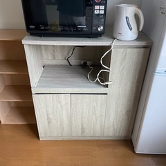 レンジ台、食器入れの画像