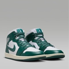 NIKE　エアジョーダン1MID 27cm ほぼ新品