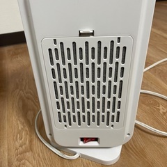 温度調整・首振り・タイマー付きヒーターの画像