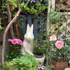 🤎おしゃれなウサギのプランター♡ガーデン雑貨♡鉢カバー🐇の画像