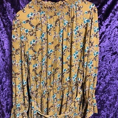 カラシ良品花柄ワンピースＬの画像