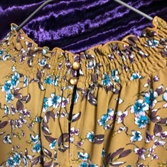 カラシ良品花柄ワンピースＬの画像