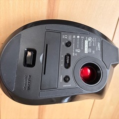 【エレコム】トラックボールマウスの画像