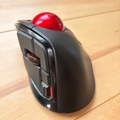 【エレコム】トラックボールマウスの画像