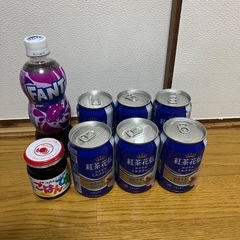 【未開封】飲み物 fanta 紅茶花伝ミルクティー ごはんですよ...