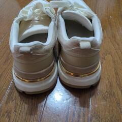 ZARA レディース　スニーカー2点の画像