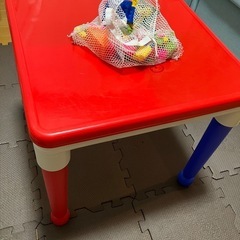 子供用　組立テーブル