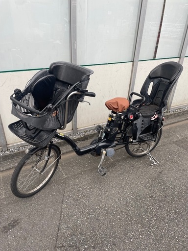 中古 最終値下げ‼️電動自転車  黒 2人乗せ 前後チャイルドシート タイヤ新品2025