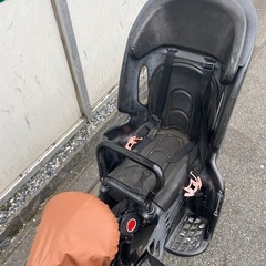 中古 最終値下げ‼️電動自転車  黒 2人乗せ 前後チャイルドシート タイヤ新品2025の画像