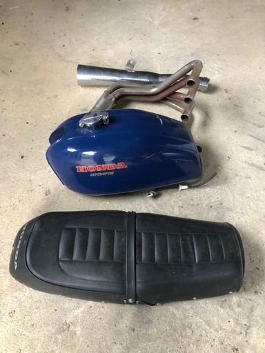 HONDA cb400f ヨンフォア タンク　マフラー　シート　当時物