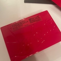ルブタン　アイシャドウ　ヌードチークの画像
