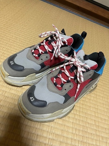 【格安】BALENCIAGA トリプルS