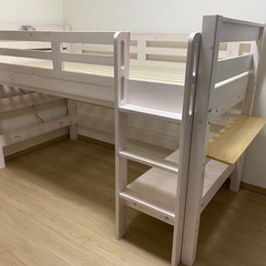 ロフトベッド　ホワイト　木製　  コンセント付き
