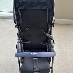 Combi 軽量  B型 ベビーカー  