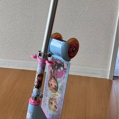 キックボード　アナ雪の画像