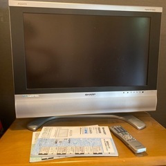 テレビ　SHARP(LC-26AD5)