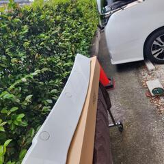 ハイエース　純正オプション　リアスポイラーの画像