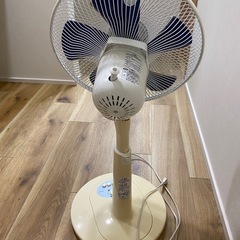 2014年製　扇風機の画像