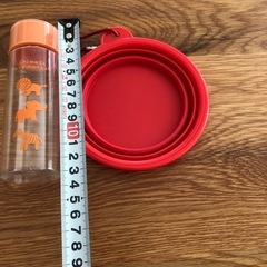 ペット折りたたみ水入れ&おやつケースの画像