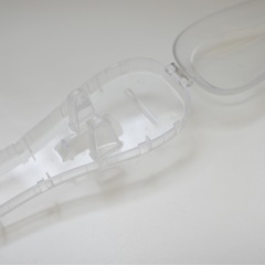 【Schick】メンズ剃刀 替え刃　ケース付きの画像