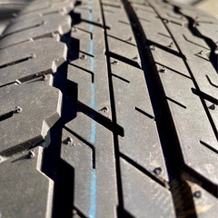 ★☆新車外し ダンロップ　グラントレック25年製造AT20　195/80R15の画像
