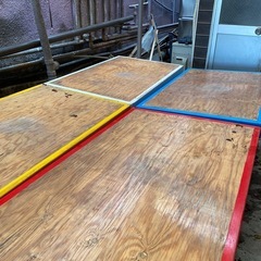 廃棄処分済み　木製の作業台？4台ありの画像