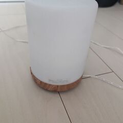 加湿器 卓上 小型 アロマ対応 アロマディフューザー 超音波式 大容量 タイマー おしゃれ リビング コンパクト お手入れ簡単 静音 かわいい LEDライト付き 空焚き防止 300ml 6畳対応 乾燥対策 寝室 部屋 オフィス用の画像