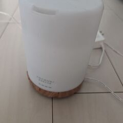 加湿器 卓上 小型 アロマ対応 アロマディフューザー 超音波式 ...