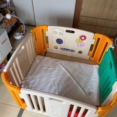 ベビーサークルの画像