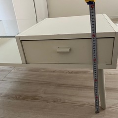 本日引き取り限定‼️引き出し付きハーフガラスロー テーブルの画像