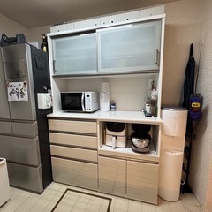 ニトリの食器棚
