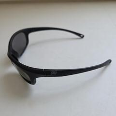 GAPギャップ　キッズサングラスの画像