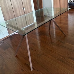 ダイニングテーブル