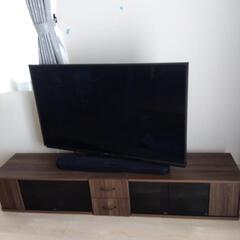 大型テレビ対応　テレビボード　収納付き