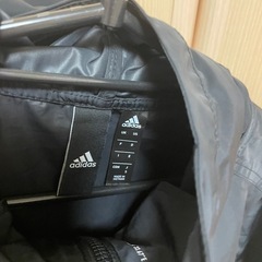 adidas レインコート　ジャンパー　梅雨の画像