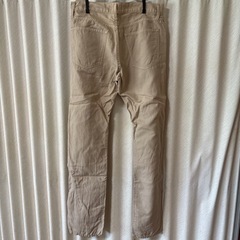 ズボン　UNIQLO ベージュ　サイズ31（79㎝）　メンズの画像