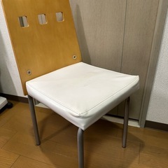 姿見ミラー➕鏡台用などの小型の椅子の画像