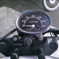 SUZUKI グラストラッカー 白/オレ 格安提供車 半額配送キャンペーン クランキング確認 限定 現状渡し諸経費￥0- 横浜 P-Yardの画像