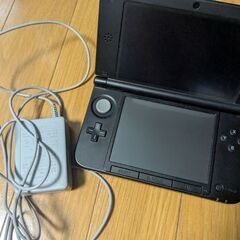 【取引先確定】3DS LL ブラック(偽トロ付き)