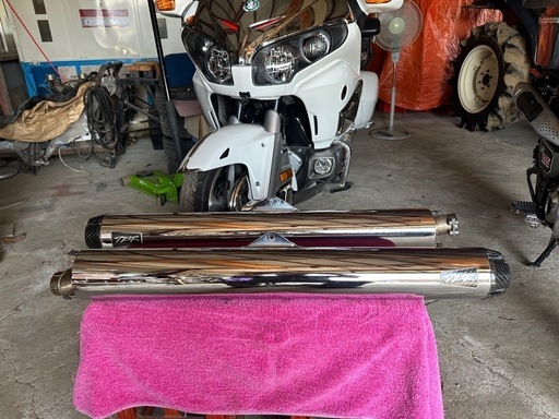 ホンダGL1800 sc68用マフラー