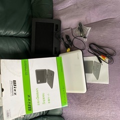 ポータブルDVDプレーヤー　リモコン他付属品欠品　動作未確認　　5/29以降、受け渡しはできませんの画像