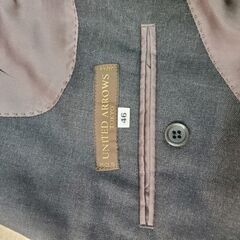 【美品 値引き】 UNITED ARROWS ユナイテッドアローズ テーラードジャケット／ウール100%･日本製／非喫煙･ペットなしの画像